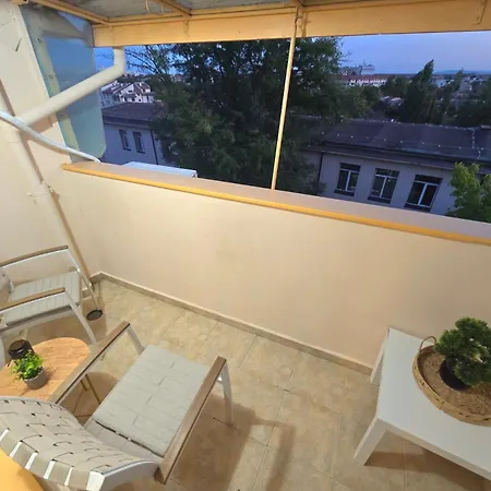 уютен в сърцето на град Apartment *